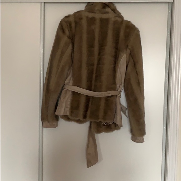 Pre Owned Suka Furry Coat Beige size XS - Picture 6 of 6